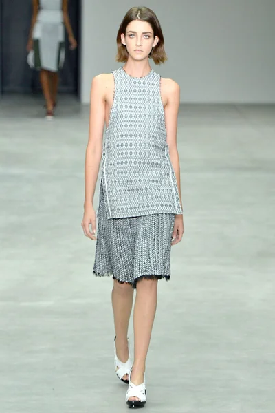 Look 24